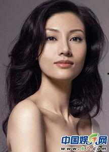 倒三角脸明星,揭秘明星们的独特魅力